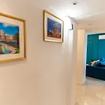 Bellevue Apartment
